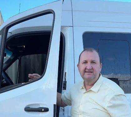 Sooretama amplia frota da Saúde com mais quatro vans para transporte de pacientes