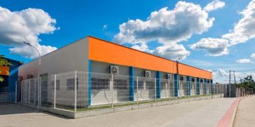 Prefeito Fernando Camiletti recebe o governador do Estado para inaugurações e anúncio de novos investimentos em Sooretama