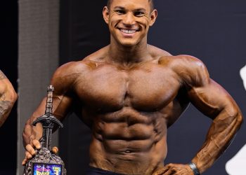Fisiculturista de Sooretama alcança o top 3 no Musclecontest Brazil