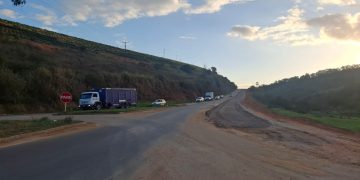 Obras na ES 245: Morros do Sangali e da Cachoeira do Ataíde receberão terceira faixa