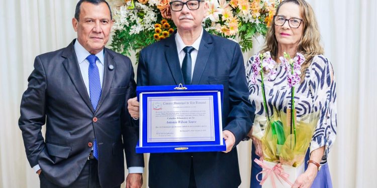 47 anos de Rio Bananal: Cidadãos são homenageados em Sessão Solene na Câmara de Vereadores